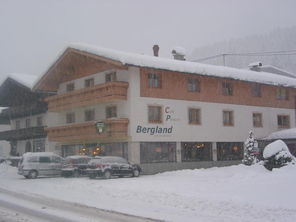 Haus Bergland Hotel Fieberbrunn Exterior foto